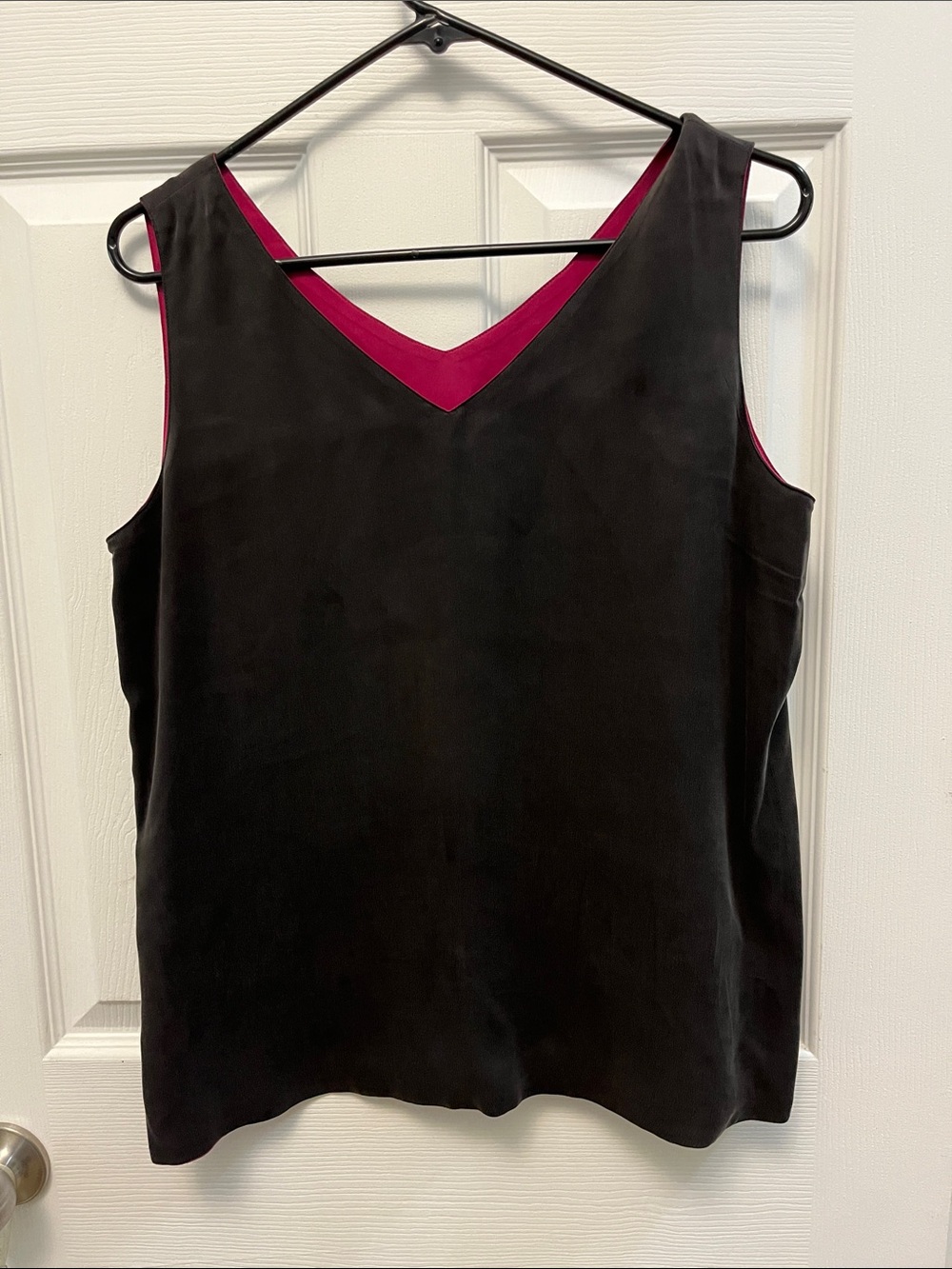 Reversible V-Neck Satin Camisole in pink and black - Picture 3 of 12